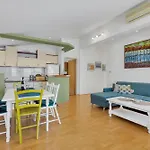 Daire Klara 2 Makarska